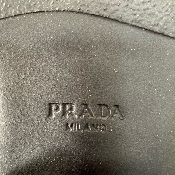 Authentic Prada loafers - Picture 6 of 10